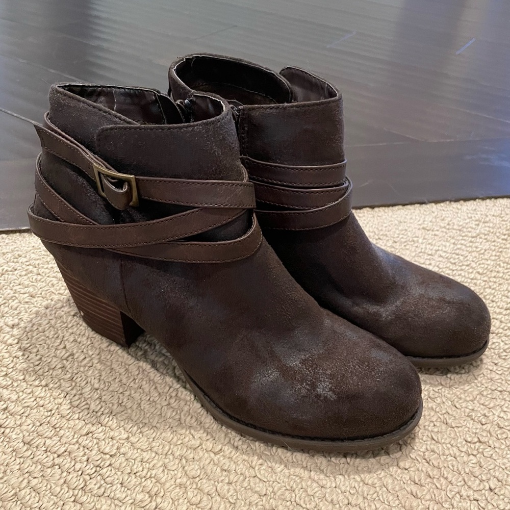 Crown Vintage Booties